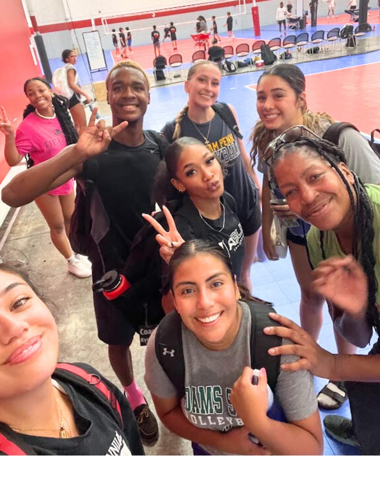 What sets me apart as a college volleyball prep coach in Las Vegas? It's my hands-on experience with college-level players. Every summer, current college players return to train with me, trusting that I'll have them ready for their upcoming season. (Breakfast club group Sisi,Janai,Ariana, Jaquelyn, Ella, Peyton, Brooklyn)
Breakfastclubgroup: Nicole Mcmanus,Kari,Peyton Castillo Sereniti Simon, Anu Faitau, Sierra Leone, rocket2