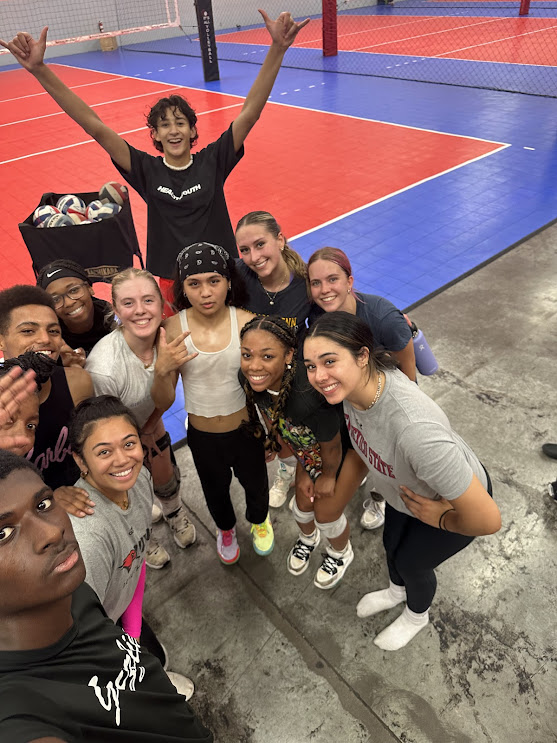 Breakfast Club for College Players post training session: "I know that paying attention to technical details like how you run on the court to get to a ball are just as important as what you do when you actually get to the ball. -April Chapple"