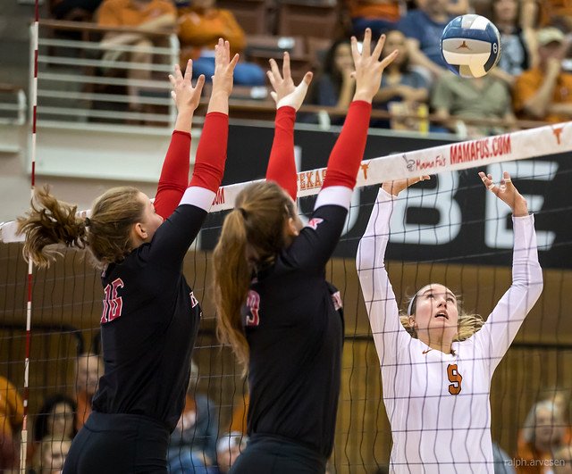 The Setter In Volleyball How And Why You Set The Ball To Your Hitters