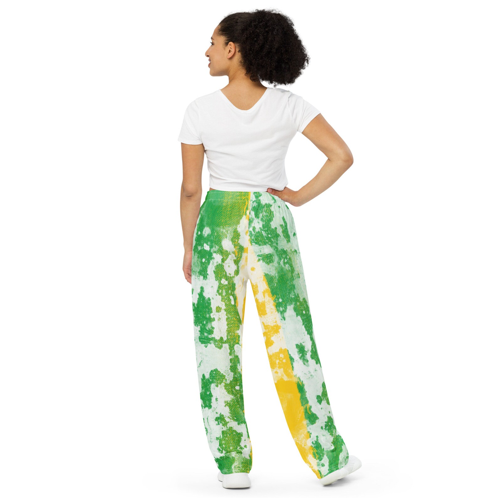 Now you know you want you some of these! Shop Brazilian flag inspired paint splatter and tie dye wide leg pants! This you?