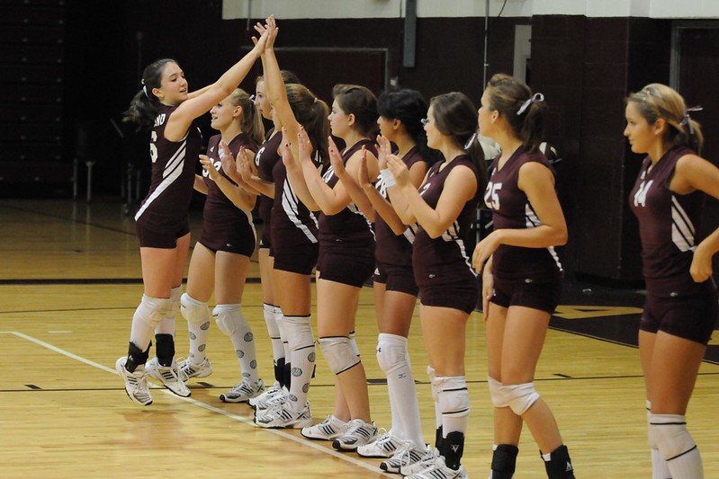 Whether you're in Utah, California, Texas, Colorado, or right here in Nevada, my "learn how to play volleyball" guide will help you support your 9-12 year old on their volleyball journey. (photo Dan Morgan)